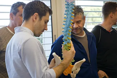 Professionnels de santé et ergonomes, le duo gagnant pour prévenir durablement les TMS