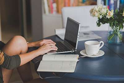 Vacances d&rsquo;été : les 5 réflexes pour éviter une cyberattaque en entreprise