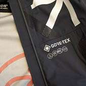 Protection, confort et durabilité : des laminés recyclés Veste Soft GO